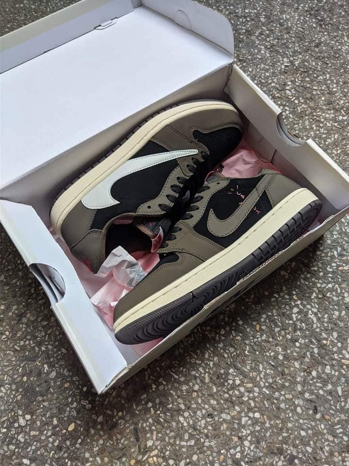 travis scott jordan 1 mocha low