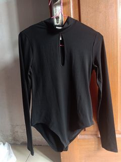Jumpsuit hitam