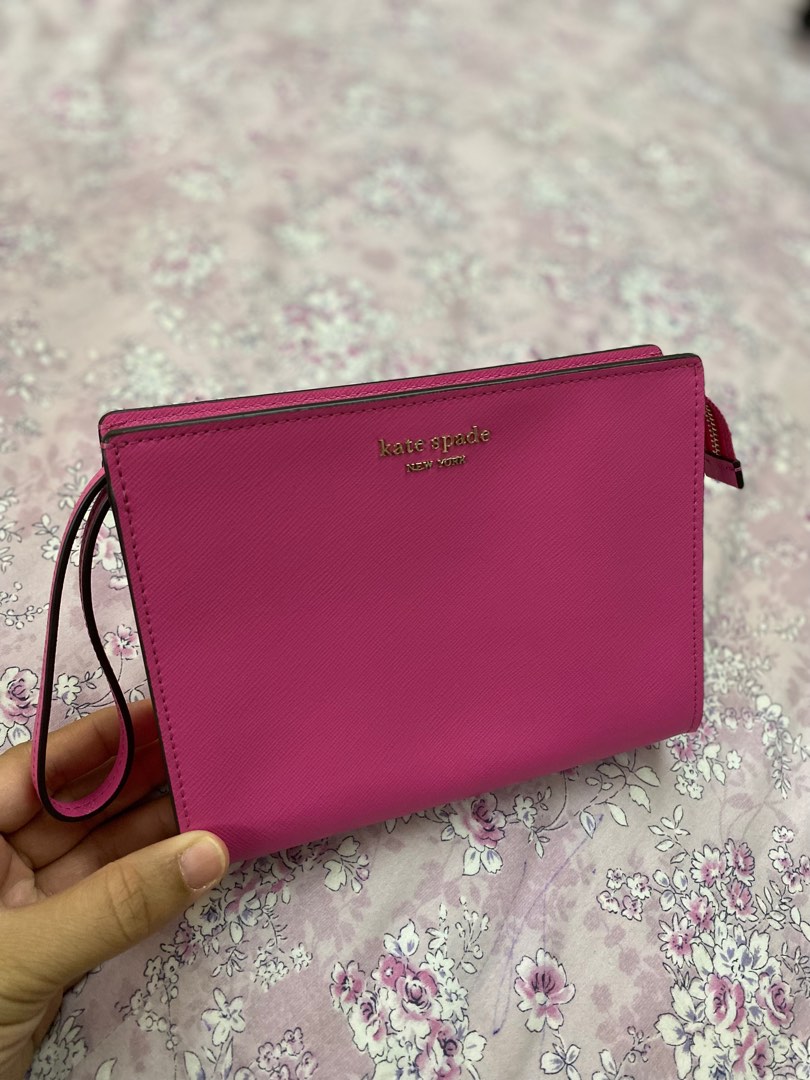 kate spade pouch, Women's Fashion, Bags & Wallets, Purses & Pouches on  Carousell