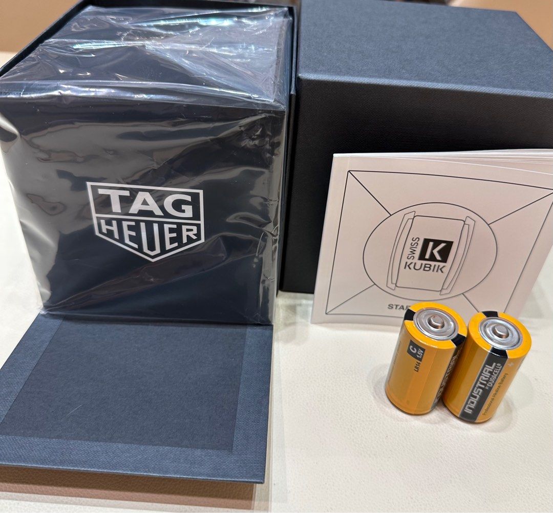 Tag Heuer Kubik watch winder, Men's Fashion, Watches & Accessories