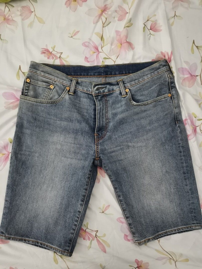 Levis 502 shorts, Men's Fashion, Bottoms, Shorts on Carousell