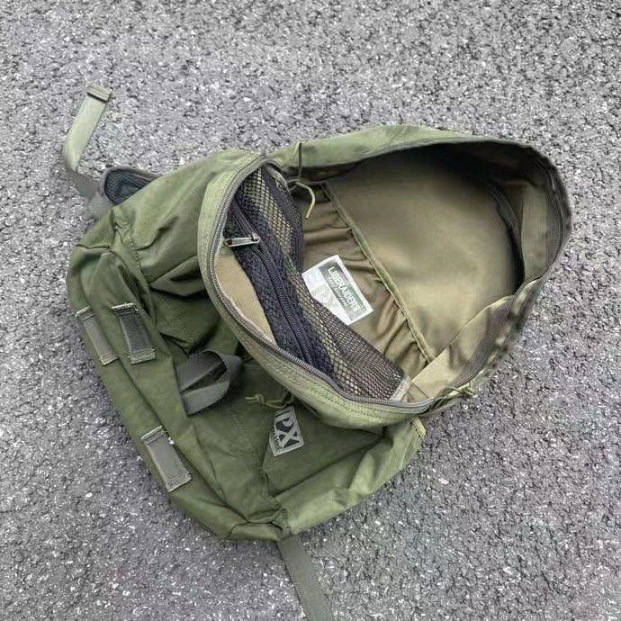 Liberaiders PX backpack waterproof, 男裝, 袋, 背包- Carousell