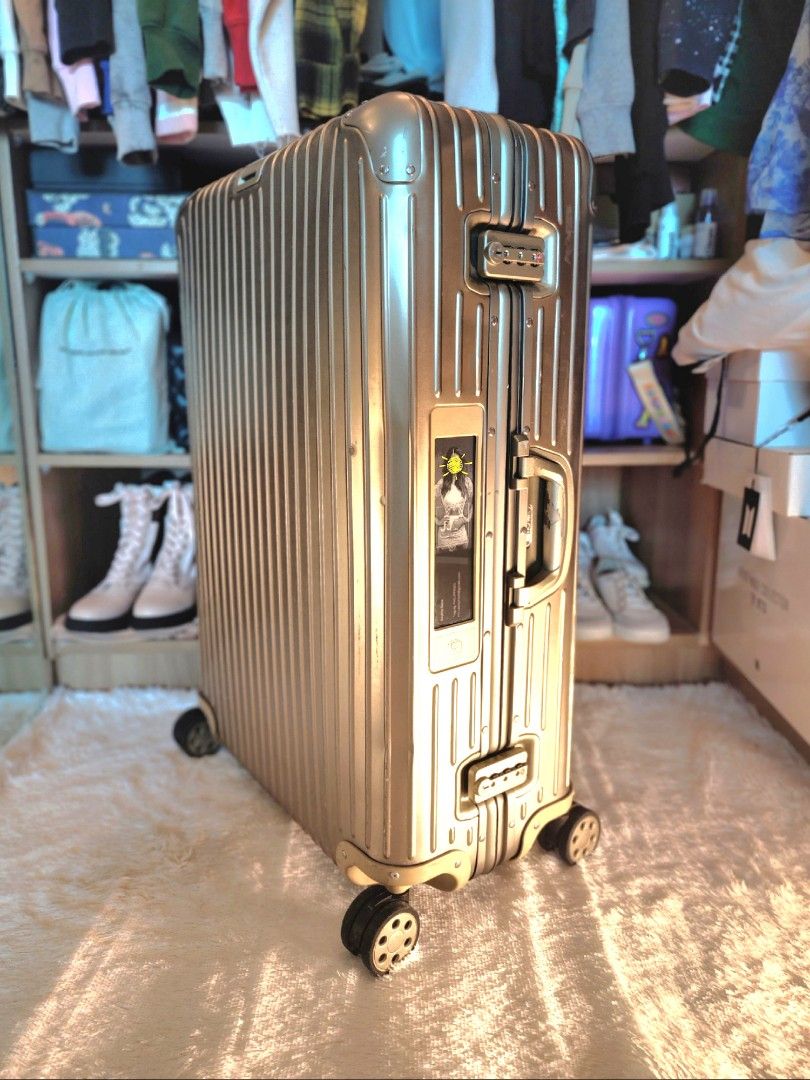 Rimowa topas titanium 29 new arrivals