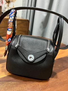 Hermes Mini Lindy ( duo colors: Sesame/lime), Luxury, Bags & Wallets on  Carousell