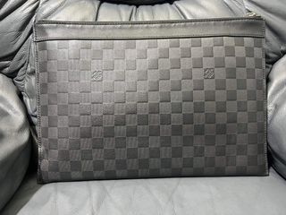 Sold LV District PM Damier Infini Leather 2019