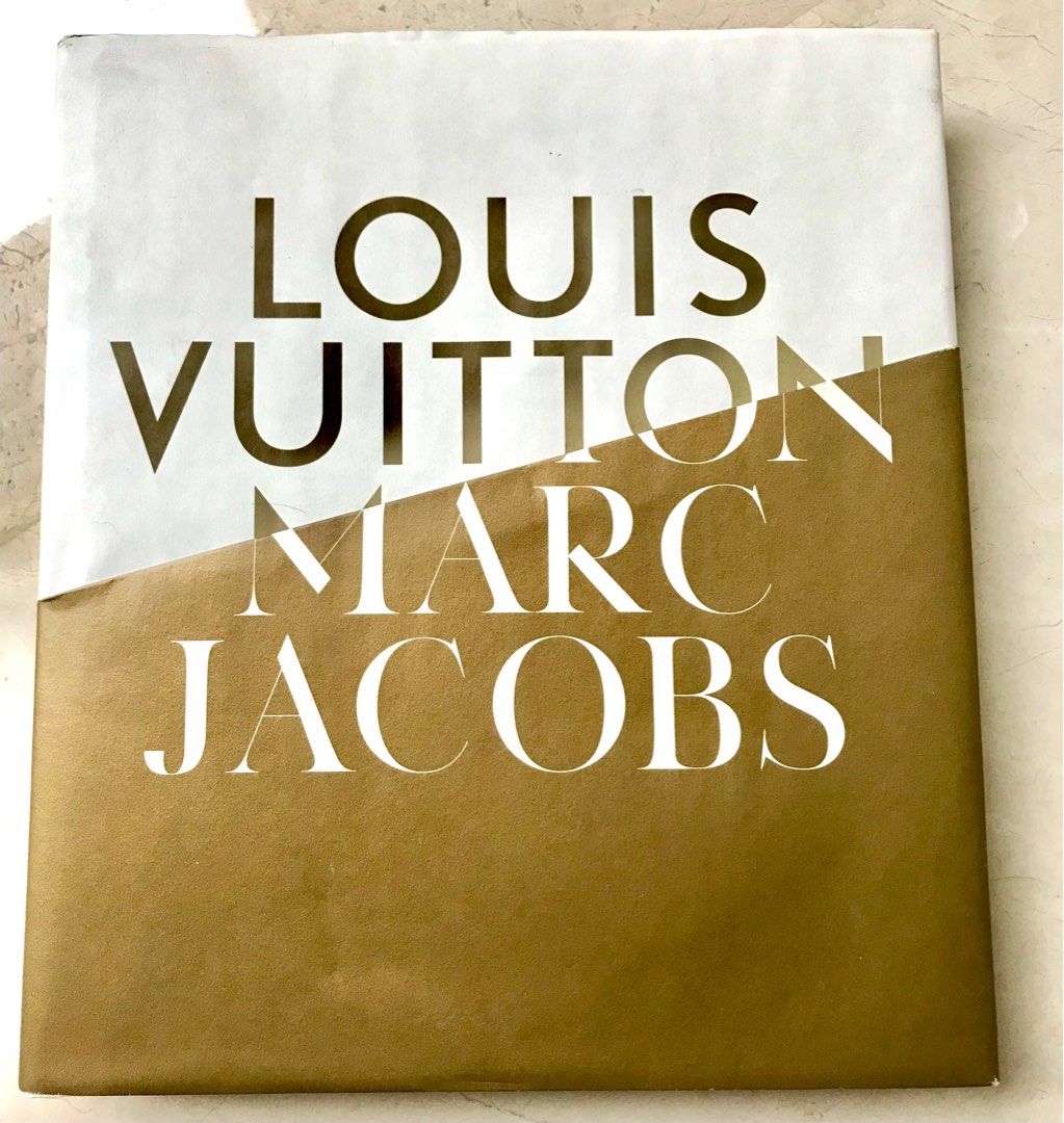 Louis Vuitton Coffee Table Book, Hobbies & Toys, Books & Magazines,  Magazines on Carousell