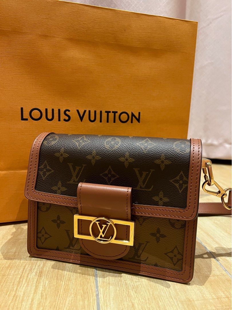 LOUIS VUITTON DAUPHINE WOC, Luxury, Bags & Wallets on Carousell