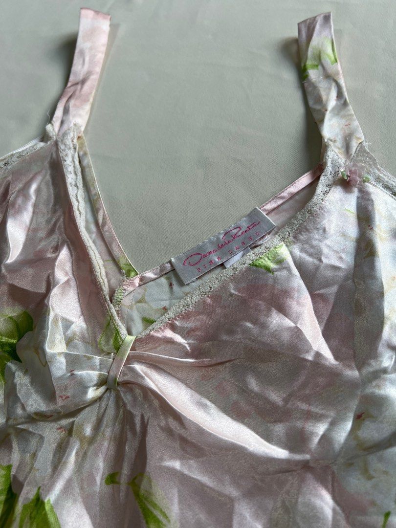 Oscar de la 2025 renta pink label nightgown
