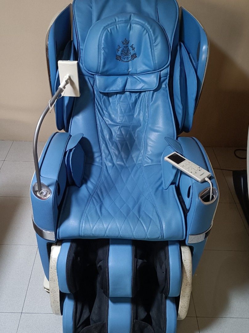 Osim Massage Chair, Furniture & Home Living, Furniture, Chairs on Carousell