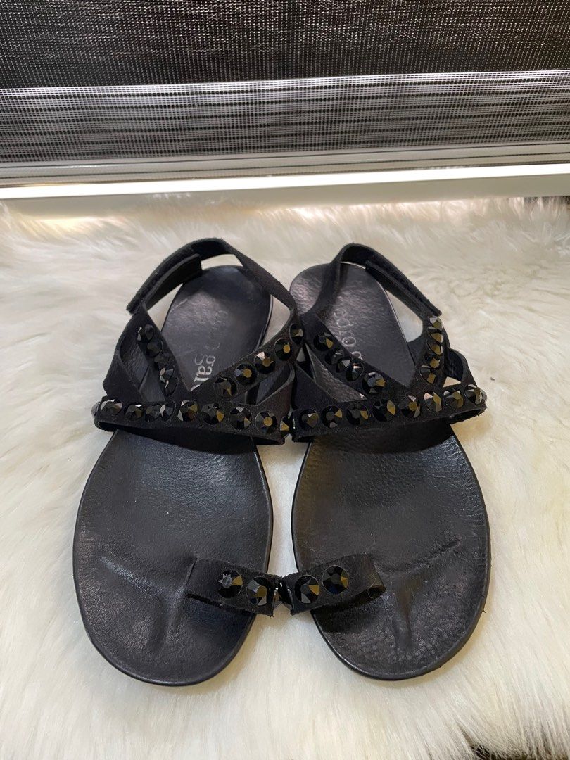 Pedro Garcia (Category: Sneakers & Footwear) located in Las Pinas. Submitted by celiae (Listing ID 1216833724, Image 3). Description: Pedro Garcia Made in Spain.