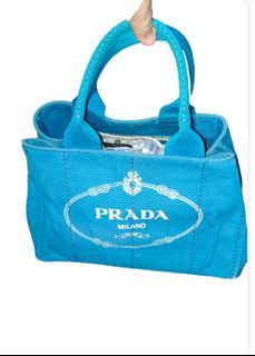 Prada 💯 Authentic Canapa