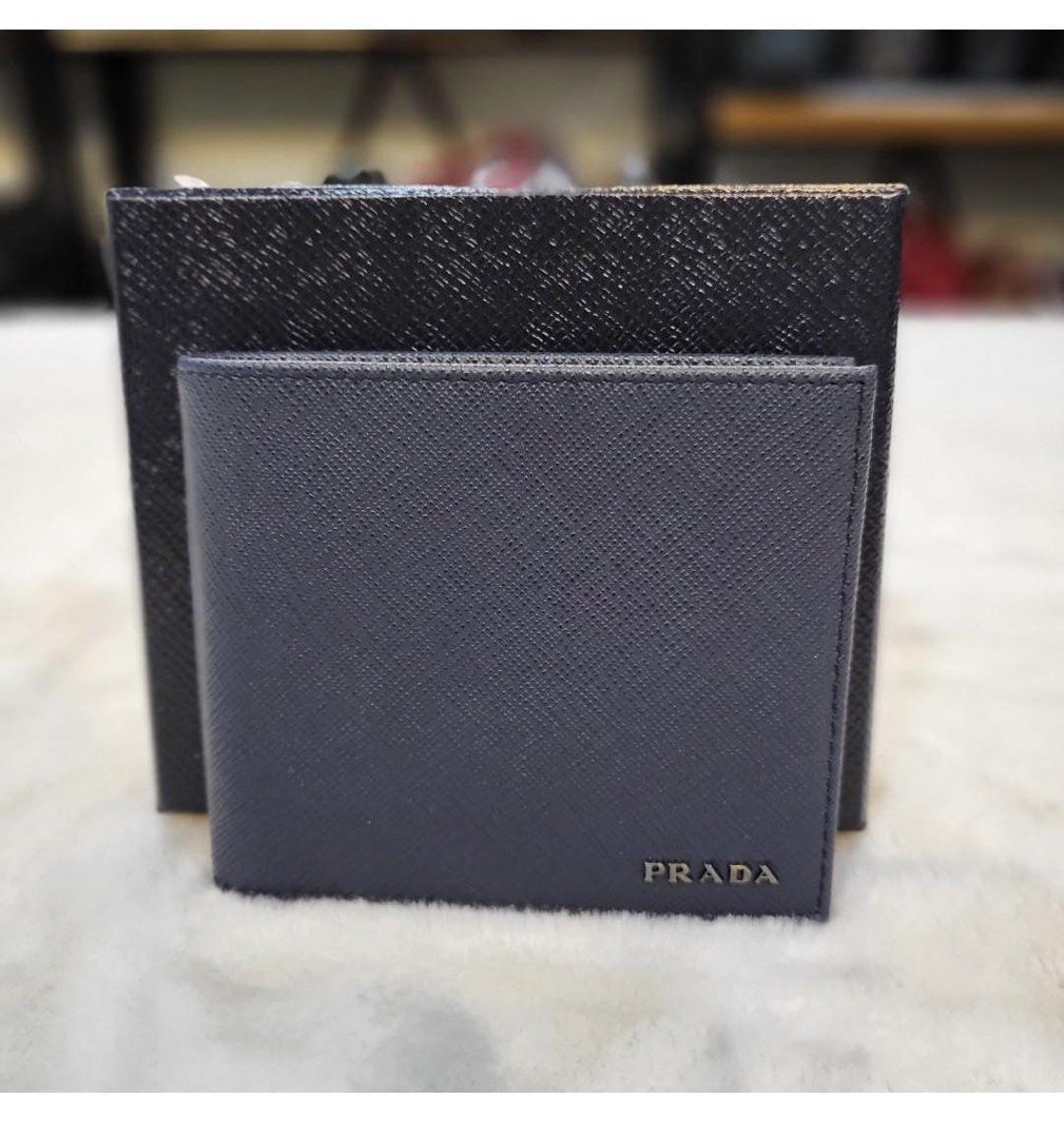 Prada wallet on chain in blue. 100% authentic. Came with original dusk bag  and receipt., Luxury, Bags & Wallets on Carousell