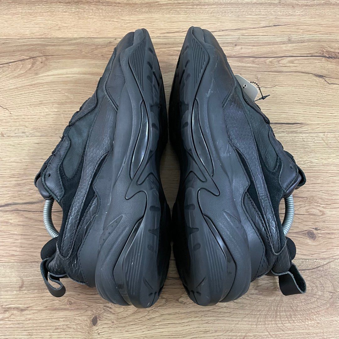 Puma thunder desert 8.5uk Men s Fashion Footwear Sneakers on
