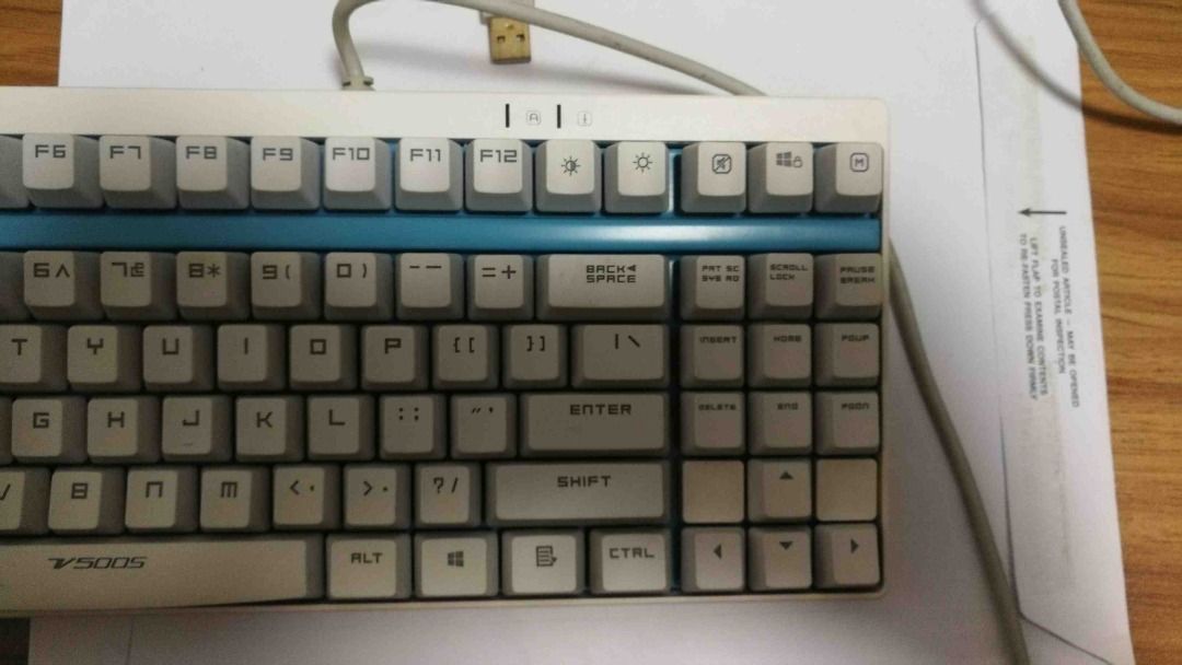 Rapoo White mechanical gaming keyboard v500s Blue Lights Blue Switch