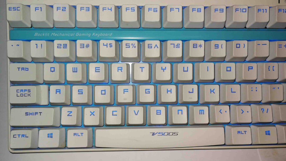Rapoo White mechanical gaming keyboard v500s Blue Lights Blue Switch