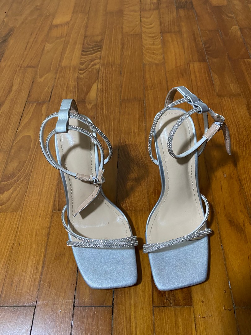 dillards silver heels