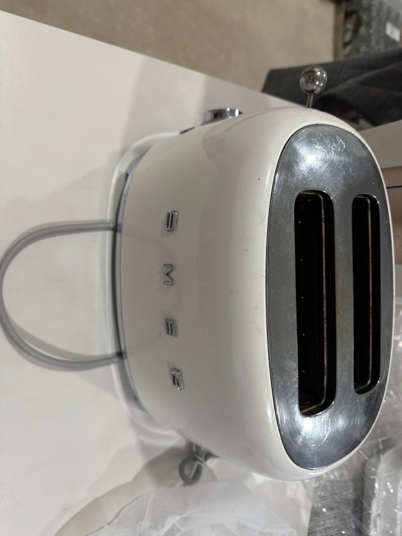 Smeg toaster white, TV & Home Appliances, Kitchen Appliances, Ovens