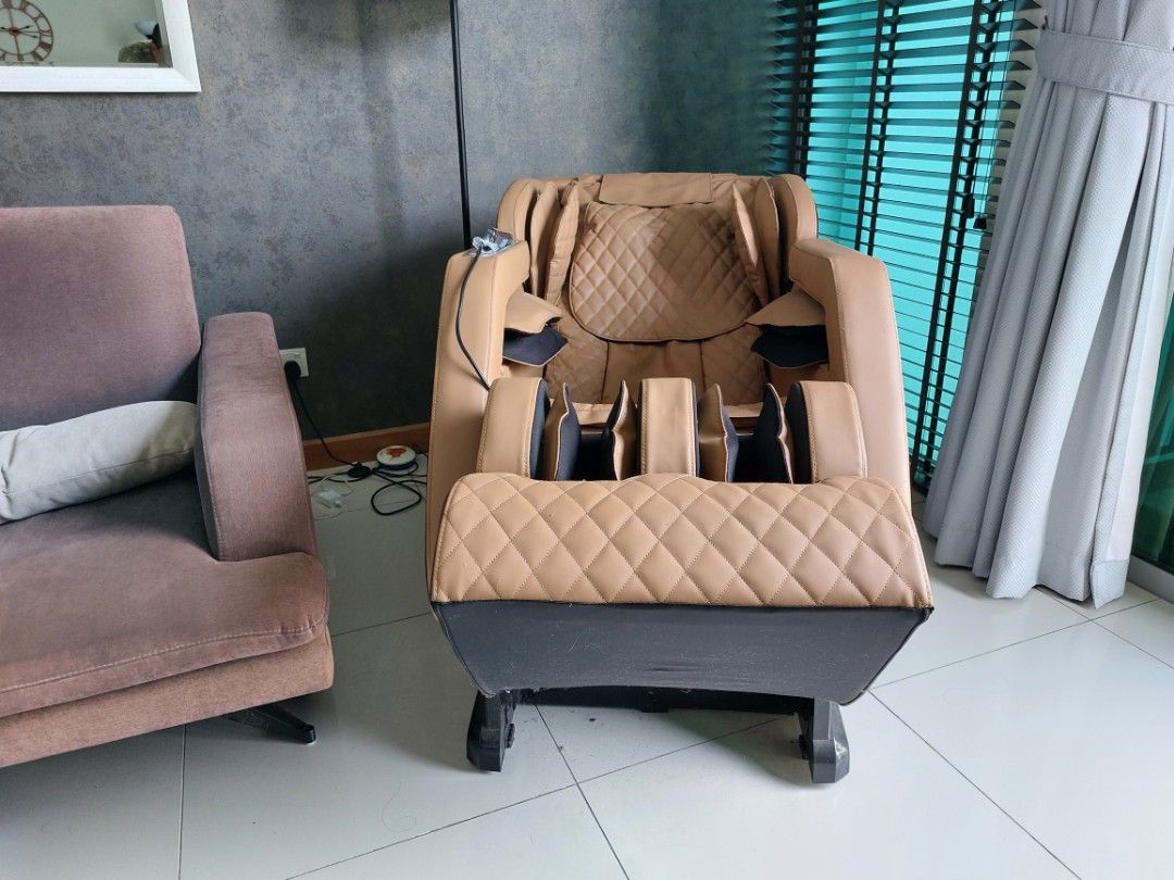 Snowfit Oasis Full Body Multi Functional Smart Massage Chair, Furniture