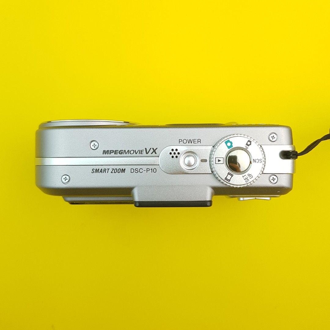 SONY CYBERSHOT DSCP10 (digicam/camdig/digital pocket camera