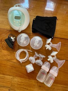 Spectra s1 Pump, Pumping Bra, Lansinoh Breastmilk Storage Bags, Haakaa