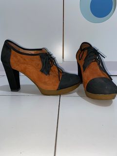 Staccato Tan Platform Heels size 41