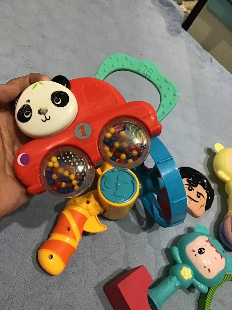 TAKE ALL BUBBLE MACHINE AND RANDOM TOYS (Category: Kids Toys) located in Cavite. Submitted by AlwaysGiveBack (Listing ID 1216658208, Image 3). Description: As is. What you see is what you get.