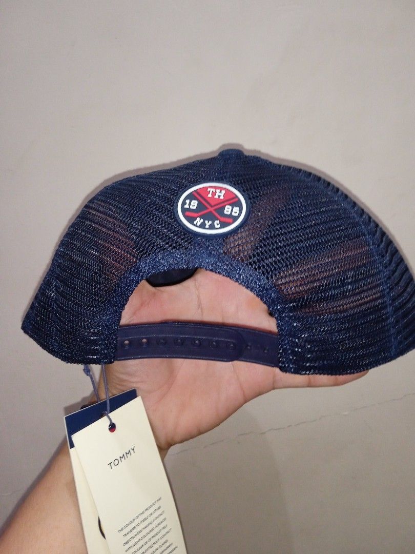 Tommy Hilfiger Trucker Cap, Men's Fashion, Watches & Accessories