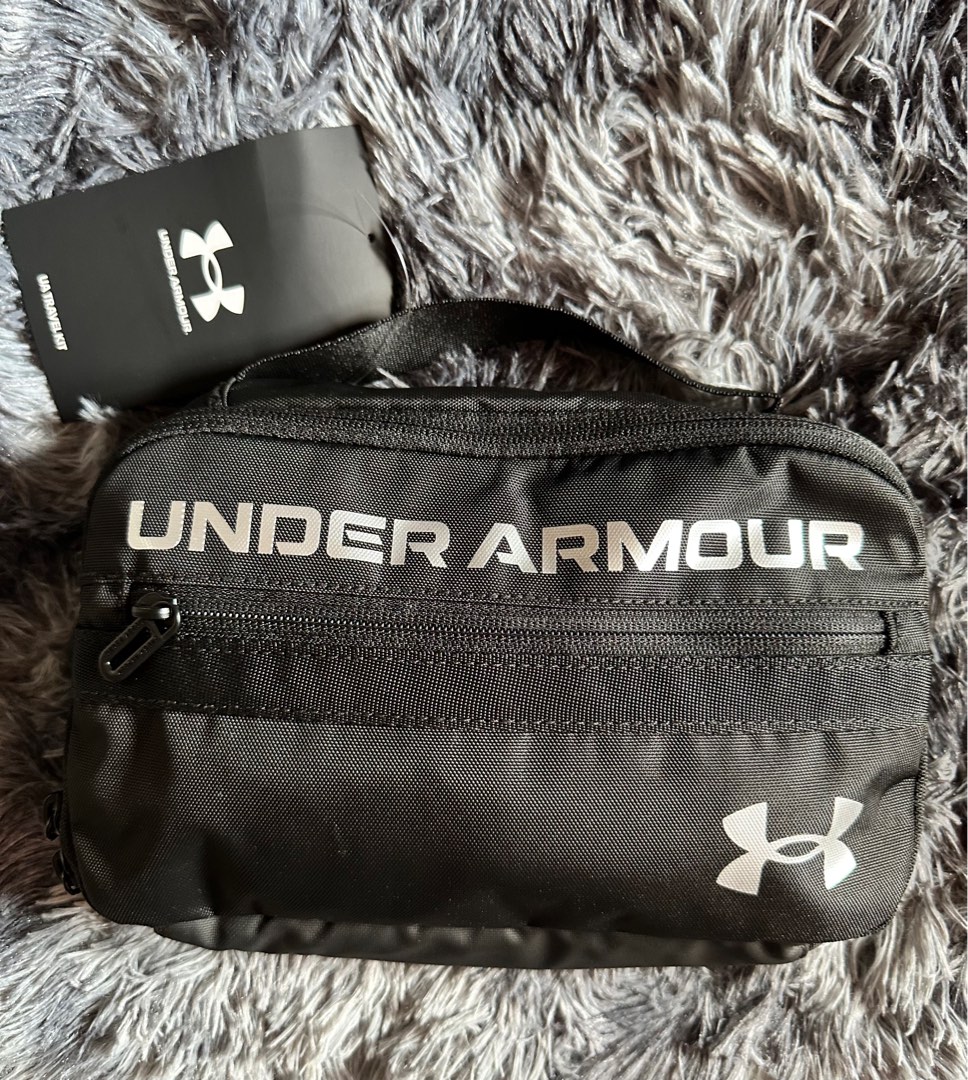 Under Armour Travel Kit Bag Unisex Black Brandnew, Hobbies & Toys