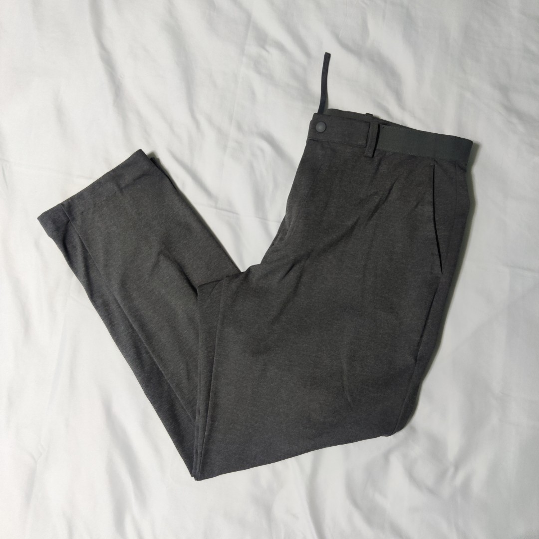 Uniqlo Smart Ankle Pants(Ultra Stretch DRY-EX) on Carousell