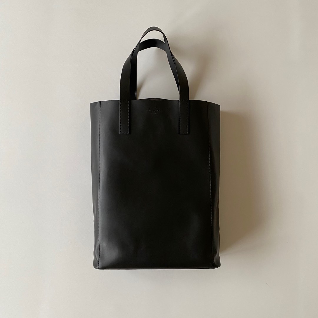 The day magazine tote discount
