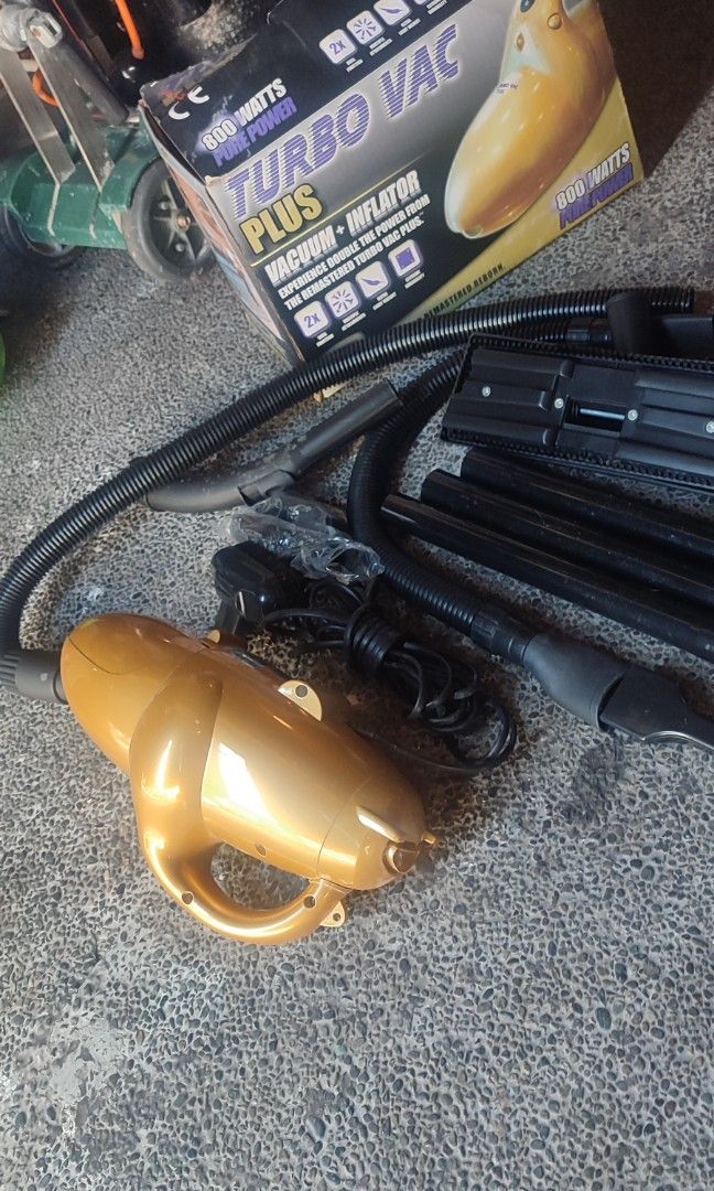 Vacuum cleaner price 1200 on Carousell