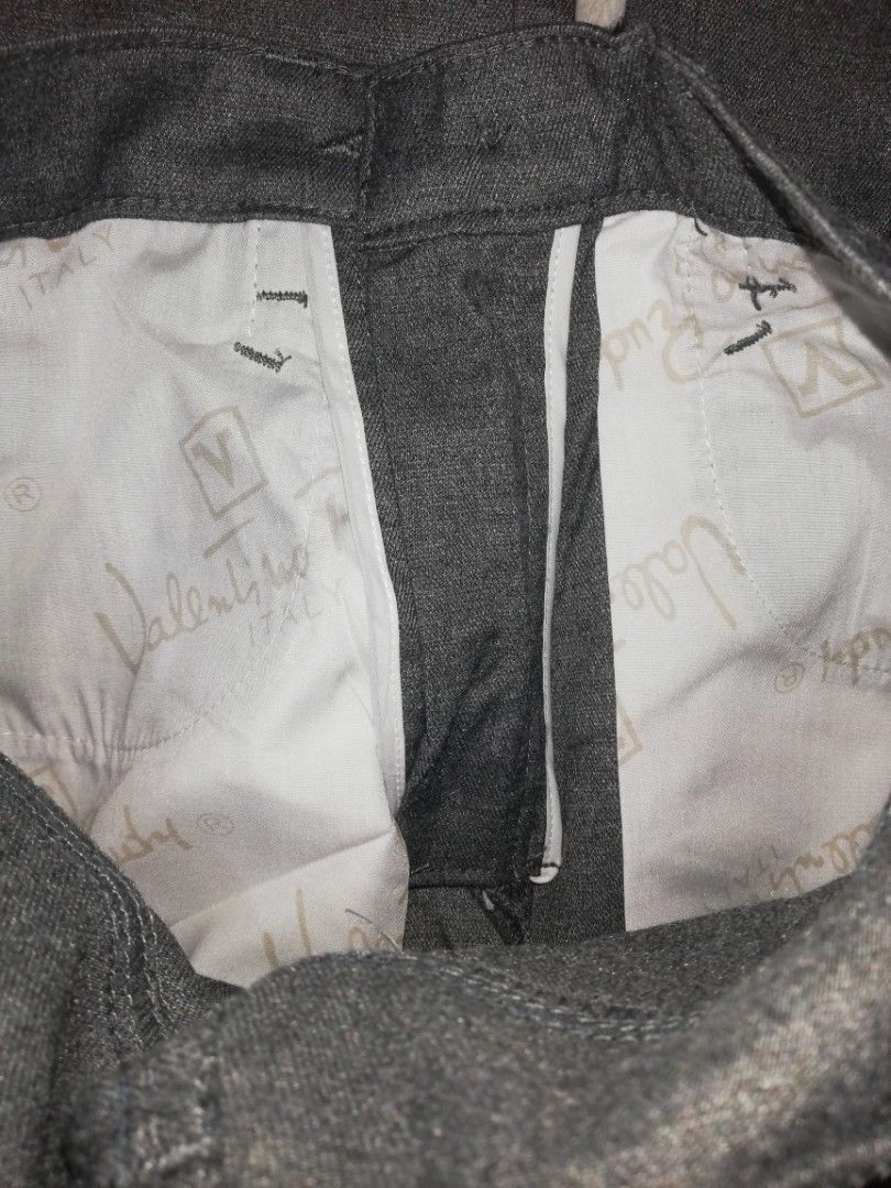 Valentino Rudy Flare Pants (Category: Jeans) located in Mabalacat. Submitted by declutter_by_eij (Listing ID 1216761852, Image 2). Description: Size 26 Can lower price just pm.