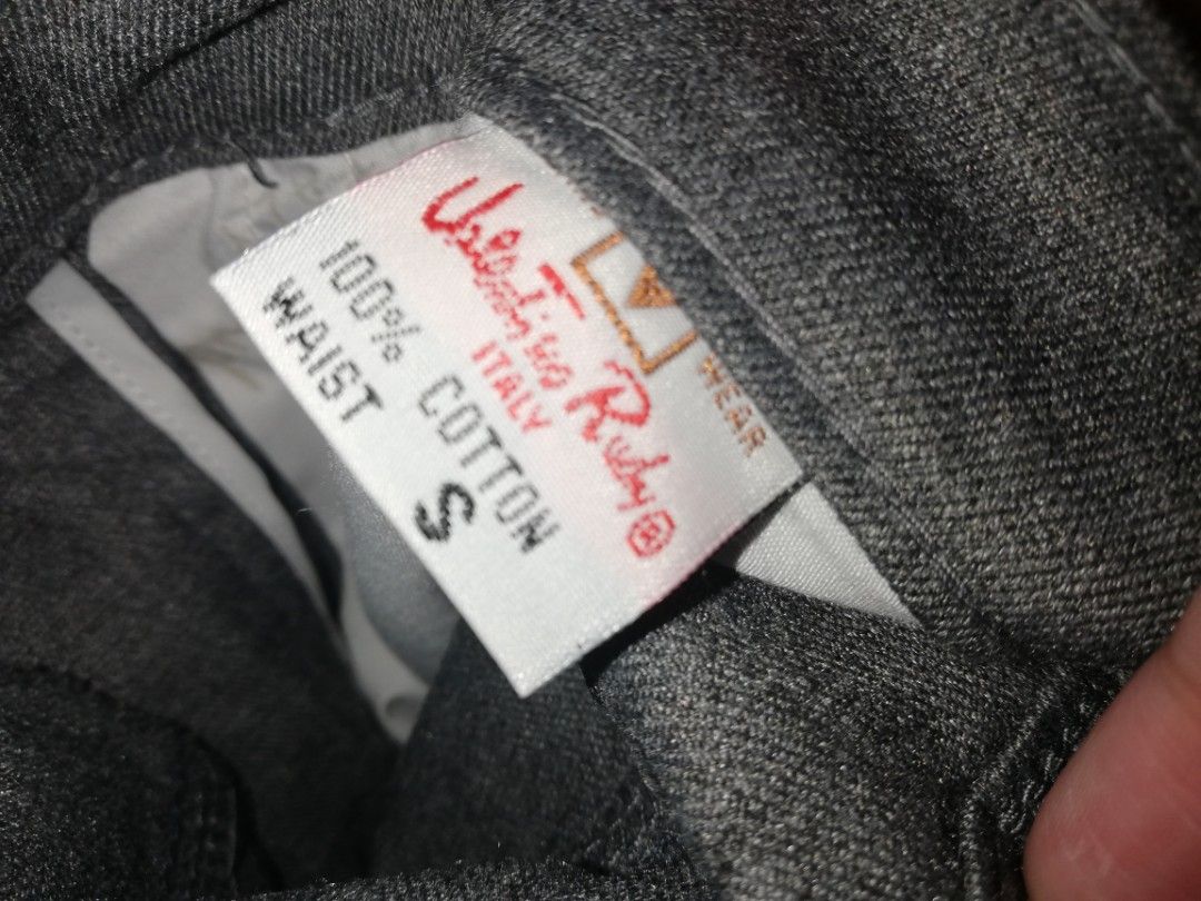 Valentino Rudy Flare Pants (Category: Jeans) located in Mabalacat. Submitted by declutter_by_eij (Listing ID 1216761852, Image 3). Description: Size 26 Can lower price just pm.