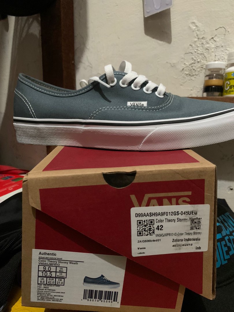 vans authentic grey