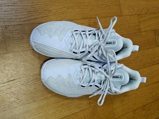 Victor badminton shoes P9600