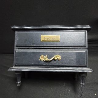 Vintage Jewelry Box Musical