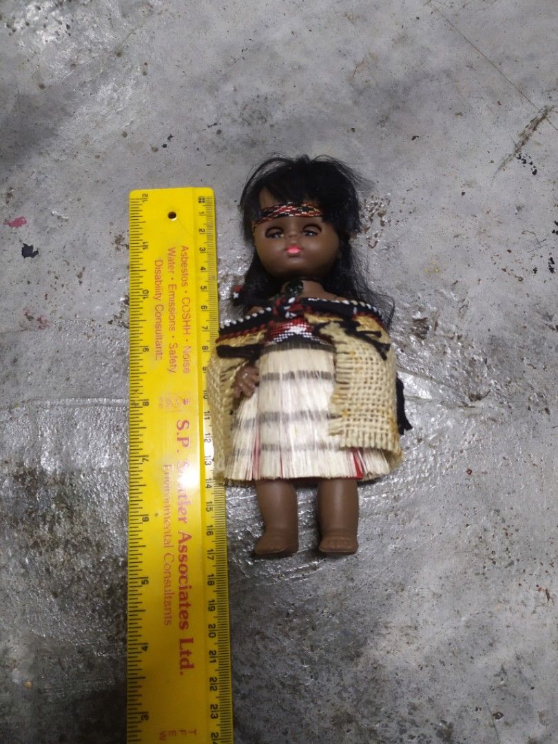 Vintage Plastic Native Doll With Sleeping Eyes Hobbies And Toys Collectibles And Memorabilia