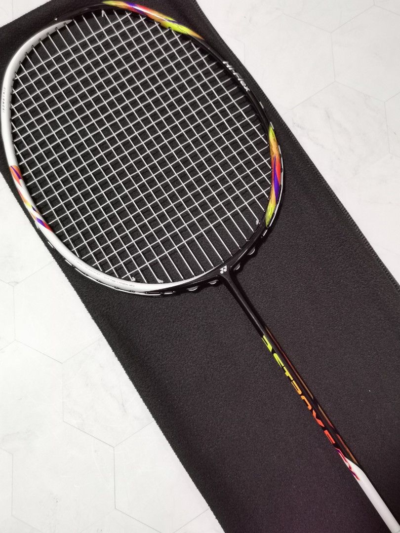 Yonex Astrox 5 FX Badminton Racket with Yonex BG66 String, Sports