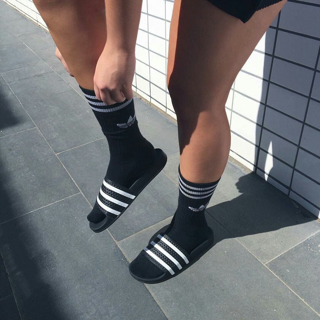 Adilette socks discount