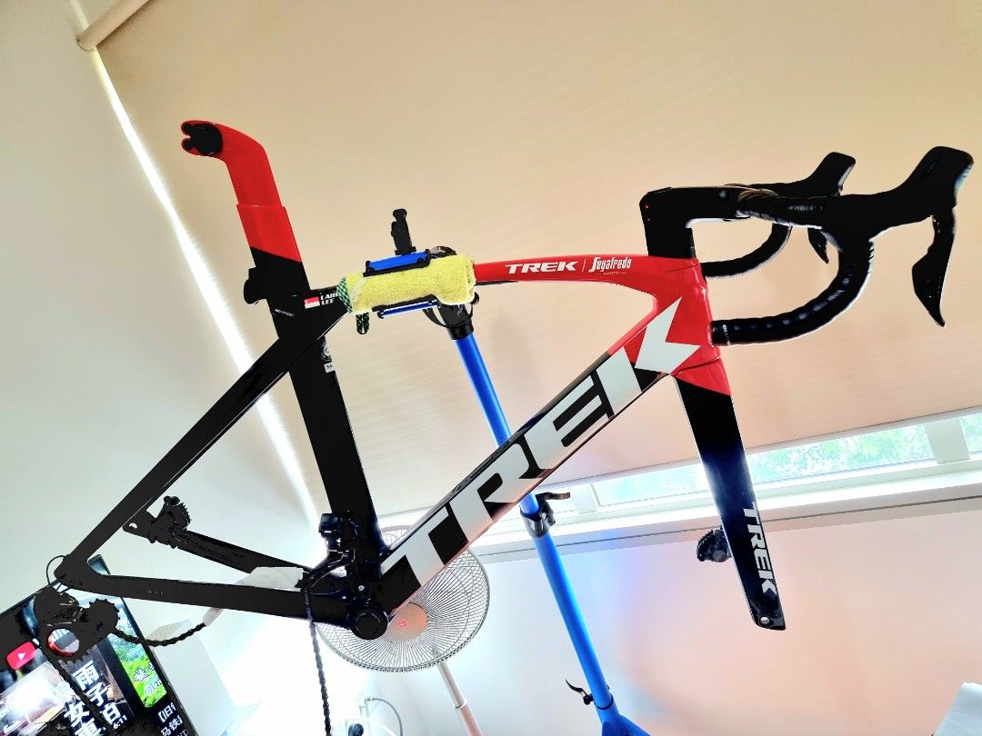 Madone speed best sale 2021