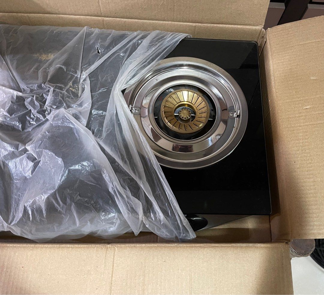 2 burner gas stove (Category: Cookware & Accessories) located in Quezon City. Submitted by nette68 (Listing ID 1216940173, Image 2). Description: Asahi 2 burner gas stove. Almost new. Bought and used a few times..