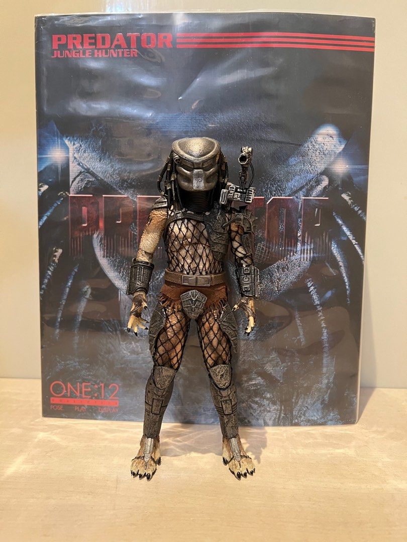メズコ ワン12 ジャングル ハンター プレデター mezco one12