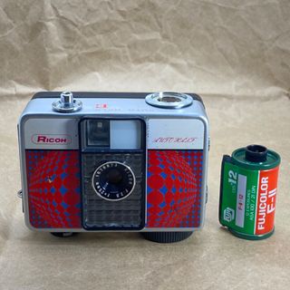 （分類：）位於 。 由 lovinghalfframecamera 提交（商品編號 1216854382，圖片 1）。簡介： 。