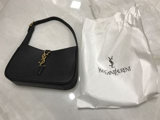 （分類：）位於 。 由 ClearStock 提交（商品編號 1216990505，圖片 1）。簡介： 。