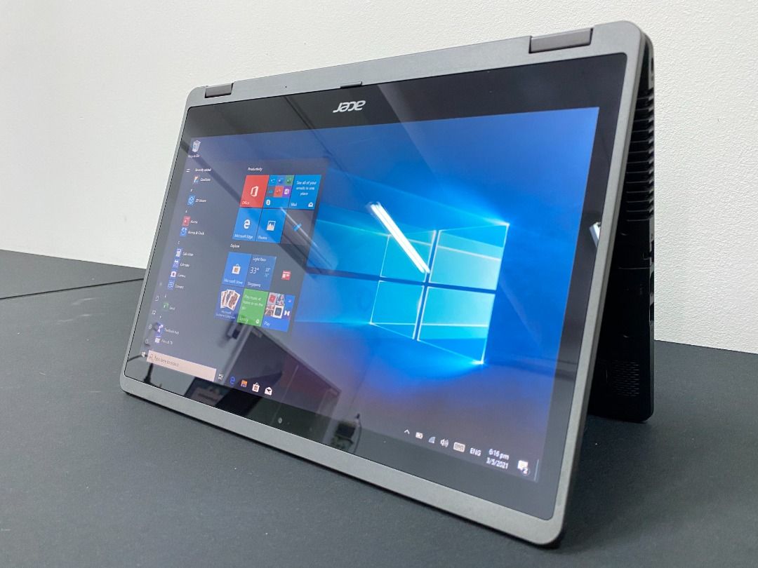 Acer 2 in 1 TouchScreen Laptop + 8GB Ram + 1TB HDD + NEW BATTERY