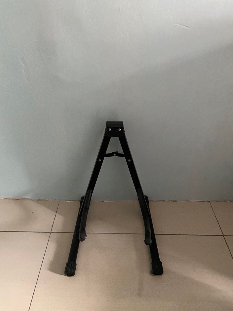 Acoustic Guitar (can connect to AMP), Hobbies & Toys, Music & Media