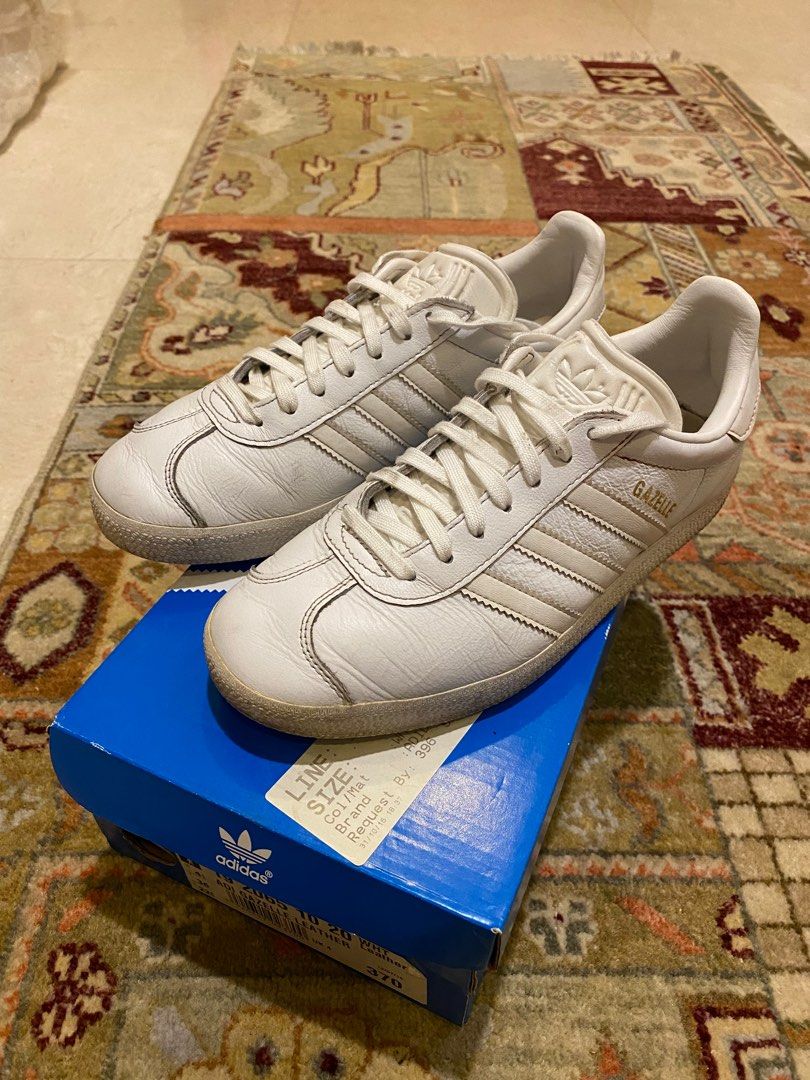 Adidas gazelle sales white size 10