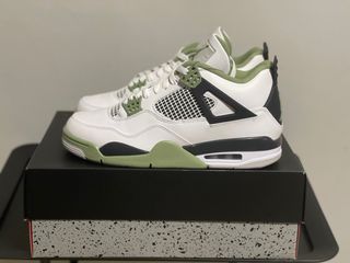 Air Jordan 4 Seafoam [Rare Size]