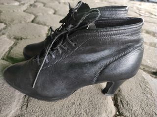 Angkle boots kulit no brand