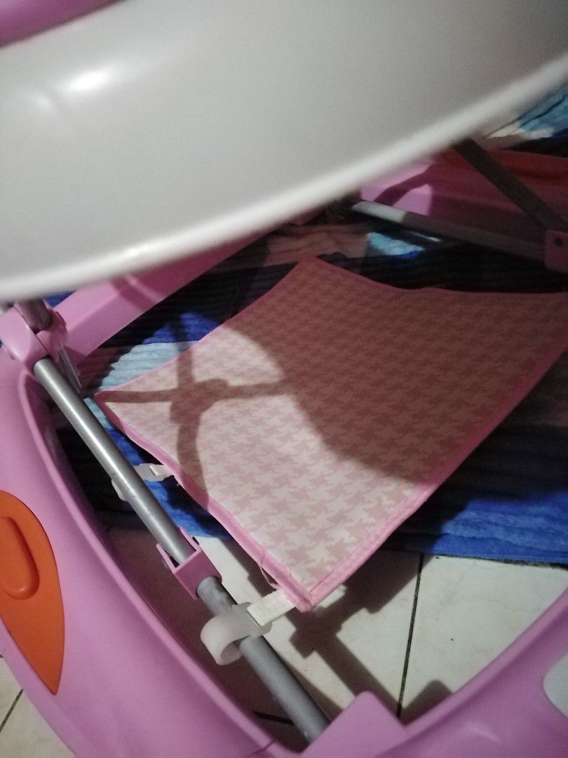 Apruva 3 in 1 Baby Walker (Category: Infant Playtime) located in Bacoor. Submitted by ebabystuff (Listing ID 1216852293, Image 3). Description: Flaws are already shown in the pictures above. Wheels were already replaced by green color.